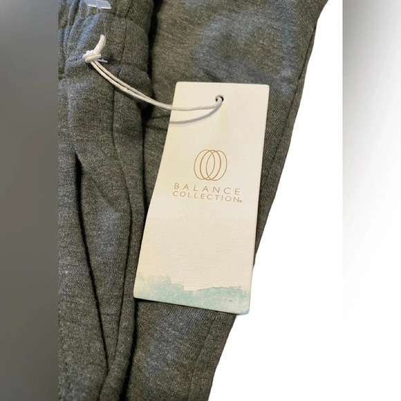 NWT Balance Collection Olive Grove Ruched Jogger - Picture 6 of 9